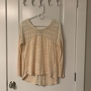 Anthropologie long sleeved lightweight top